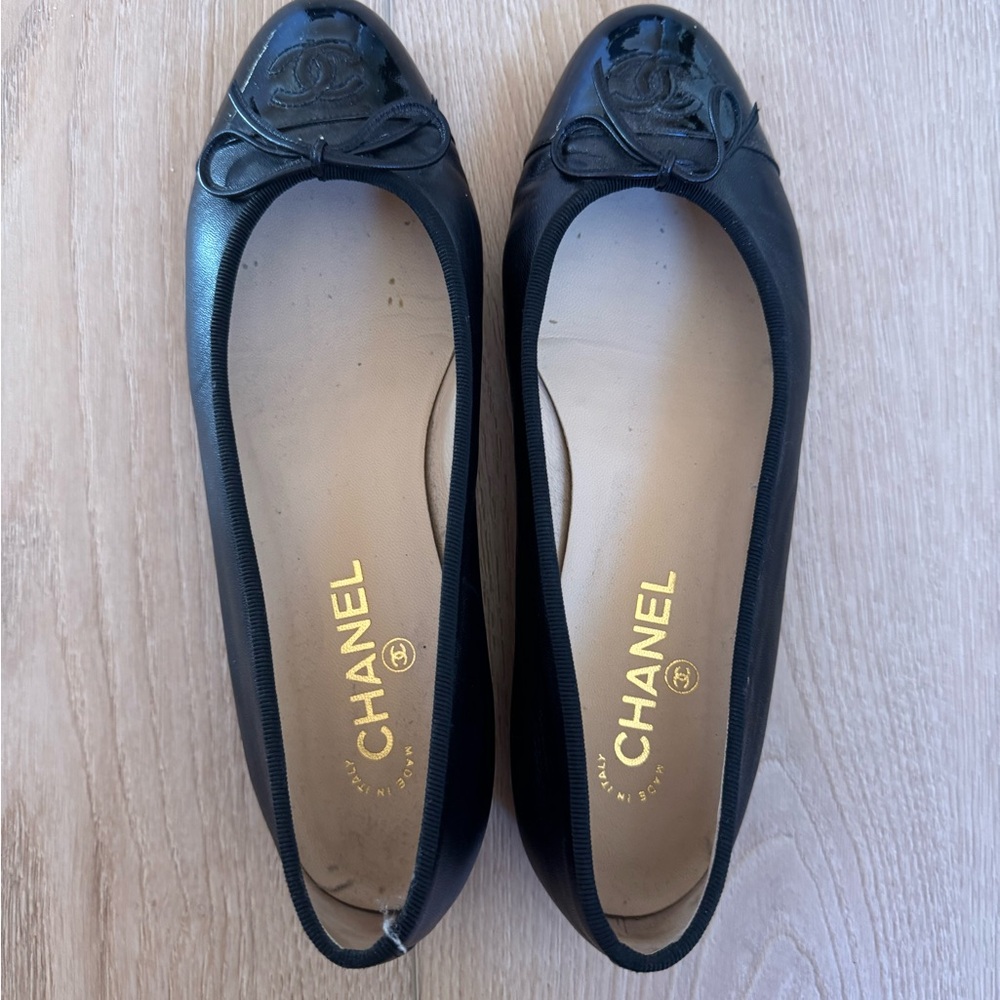 chanel ballerina flats in black